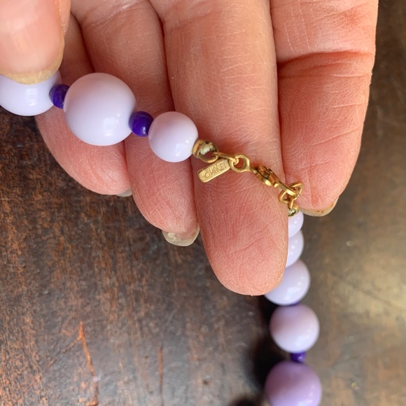 Vint 1970's Monet Purple Gumball Bead Necklace - Monet Purple Ombre Necklace - Picture 6 of 6